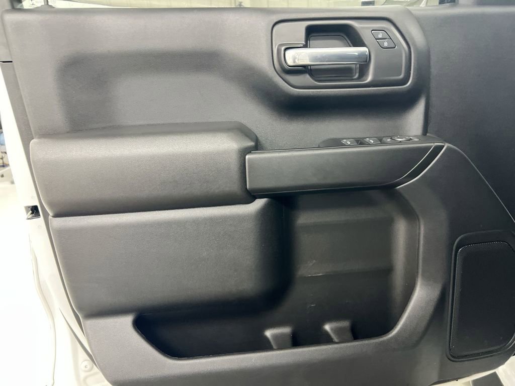 Used 2023 Chevrolet Silverado 1500 Custom image 20