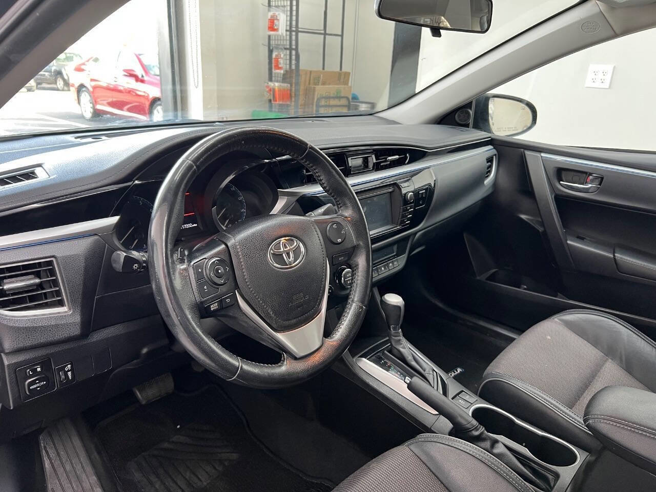 Used 2014 Toyota Corolla S image 11