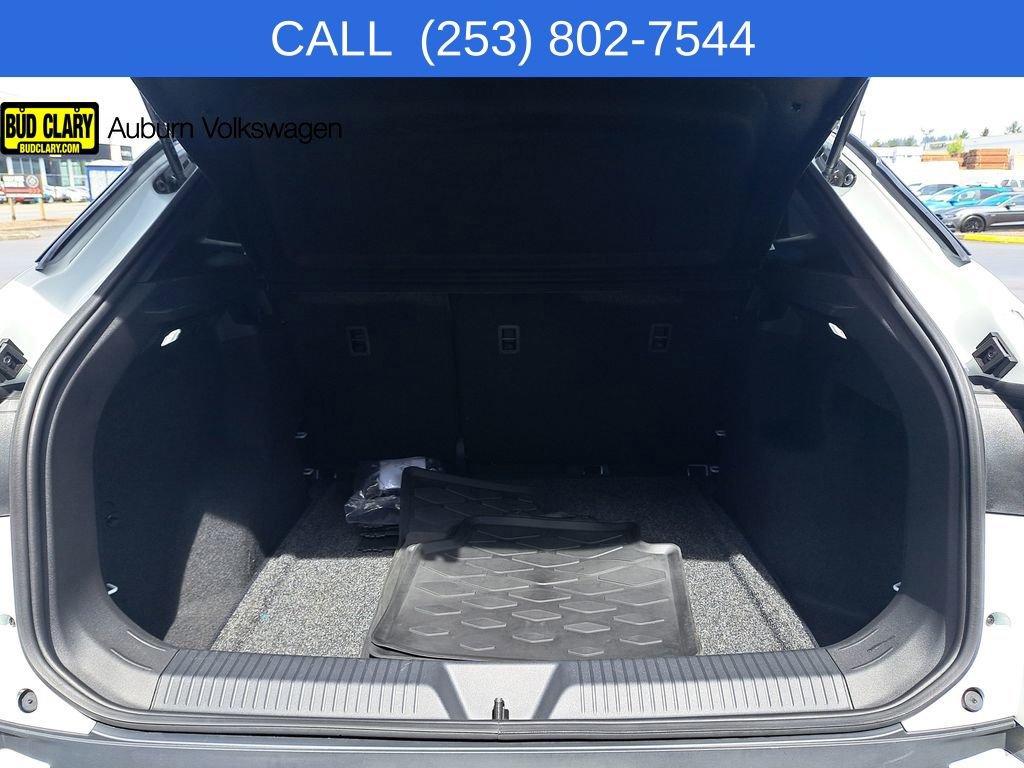 Used 2024 Volkswagen ID.4 2WD image 29
