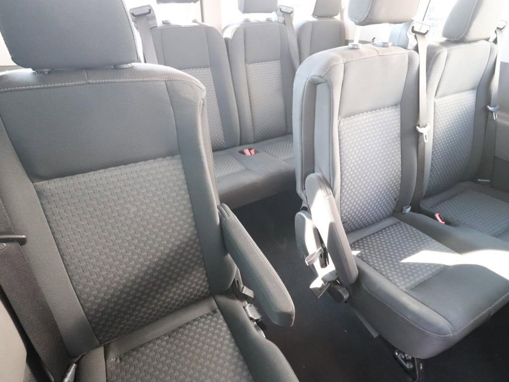 Certified 2022 Ford Transit 350 XLT image 4