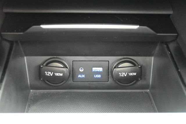Used 2018 Hyundai Elantra Value Edition FWD image 31