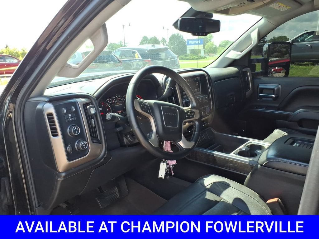 Used 2016 GMC Sierra 2500 Denali w/ Duramax Plus Package AWD/4WD image 10
