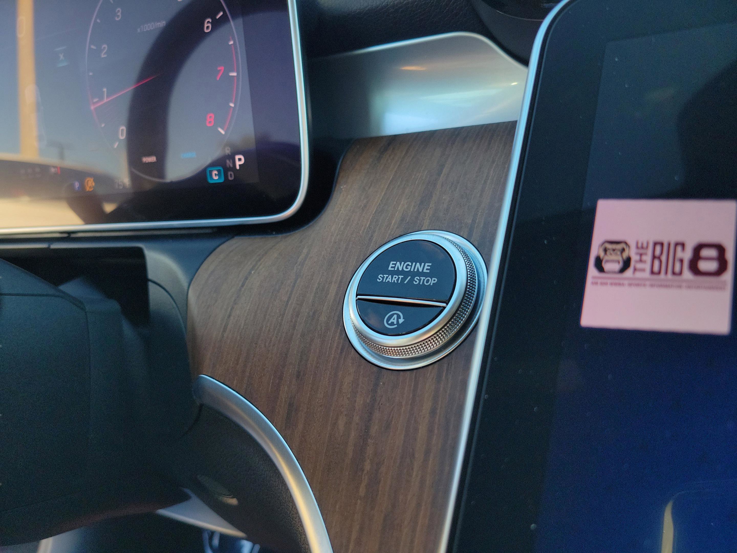 Certified 2025 Mercedes-Benz C 300 Sedan image 10