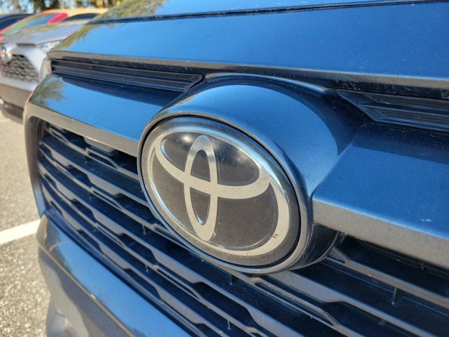 Used 2020 Toyota RAV4 XLE image 11