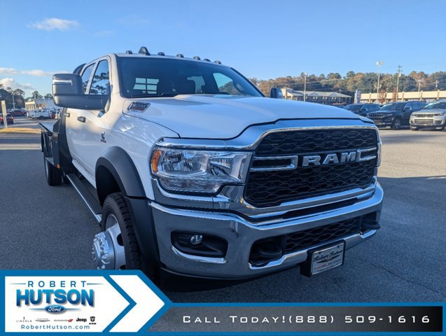 New 2024 RAM 5500 Tradesman w/ Chrome Appearance Group image 5