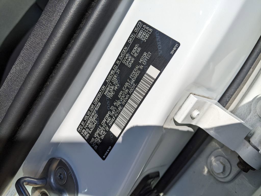 Certified 2024 Volvo XC60 T8 Polestar AWD/4WD image 30