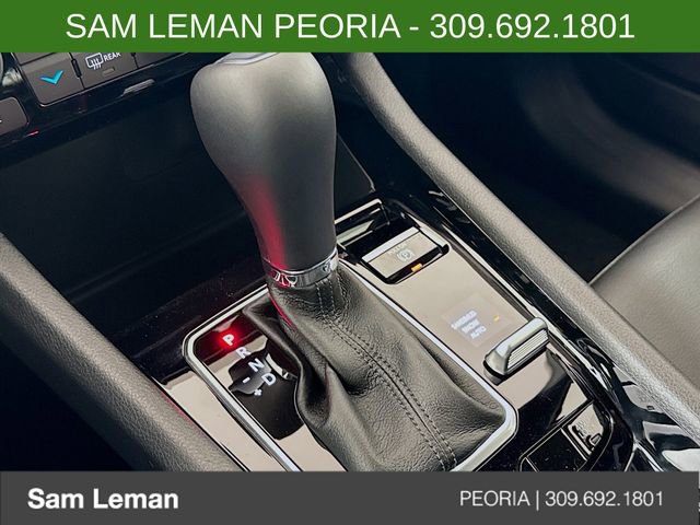 New 2026 Jeep Compass Latitude image 16