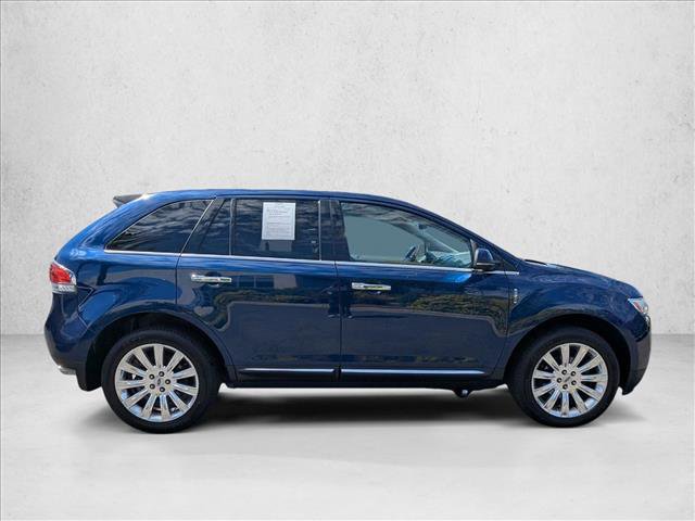 Used 2012 Lincoln MKX FWD image 4