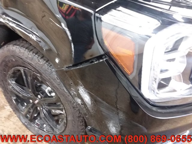 Used 2024 GMC Terrain AT4 AWD/4WD image 22