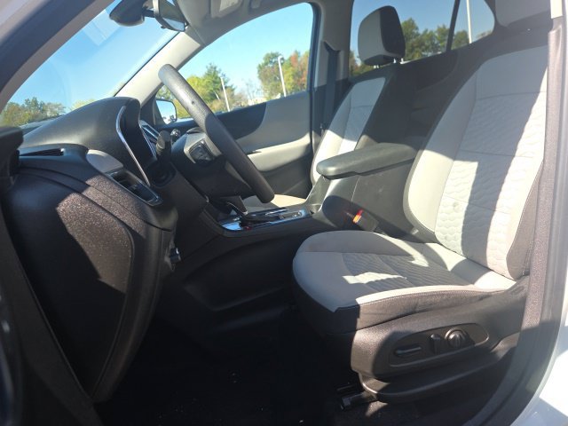 Used 2021 Chevrolet Equinox LS w/ LS Convenience Package FWD image 24
