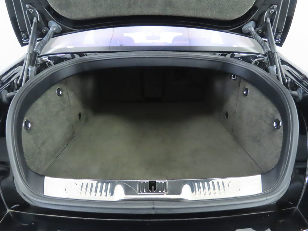 Used 2018 Bentley Flying Spur V8 image 28
