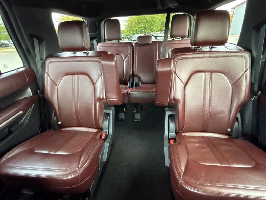 Used 2024 Ford Expedition Limited AWD/4WD image 40
