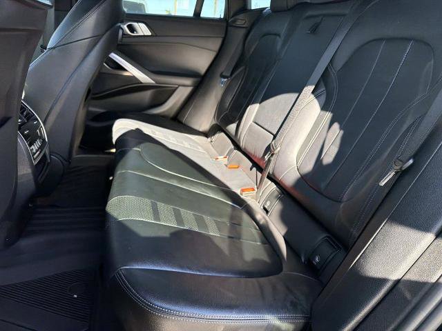 Used 2021 BMW X6 xDrive40i w/ M Sport Package AWD/4WD image 22