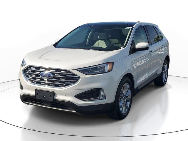 Used 2020 Ford Edge Titanium w/ Equipment Group 301A AWD/4WD image 4