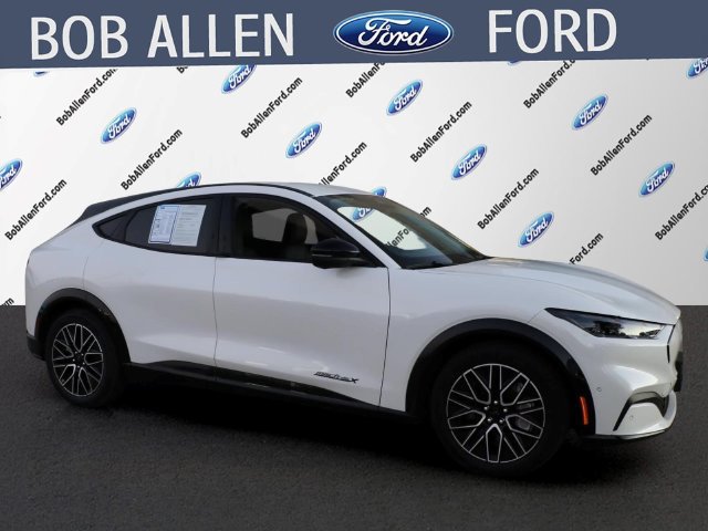 Used 2024 Ford Mustang Mach-E Premium AWD/4WD image 2