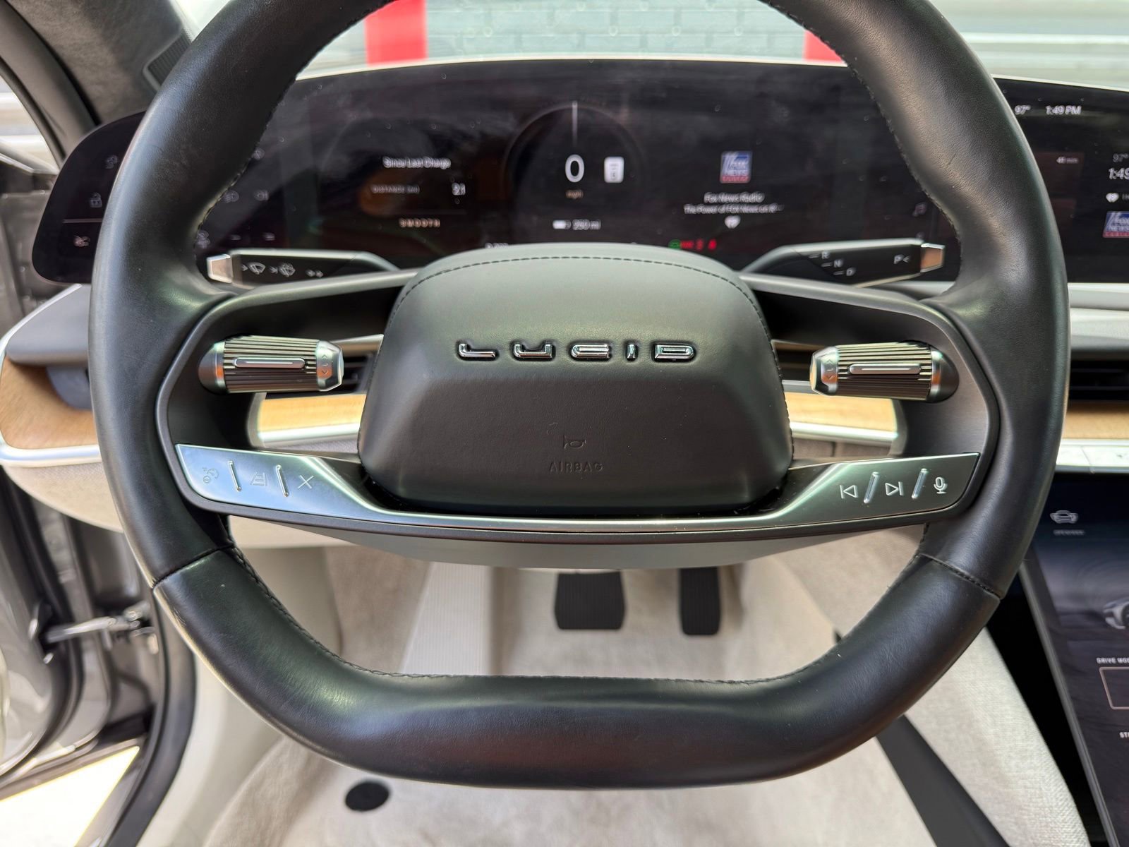 Used 2023 Lucid Air Touring AWD/4WD image 32