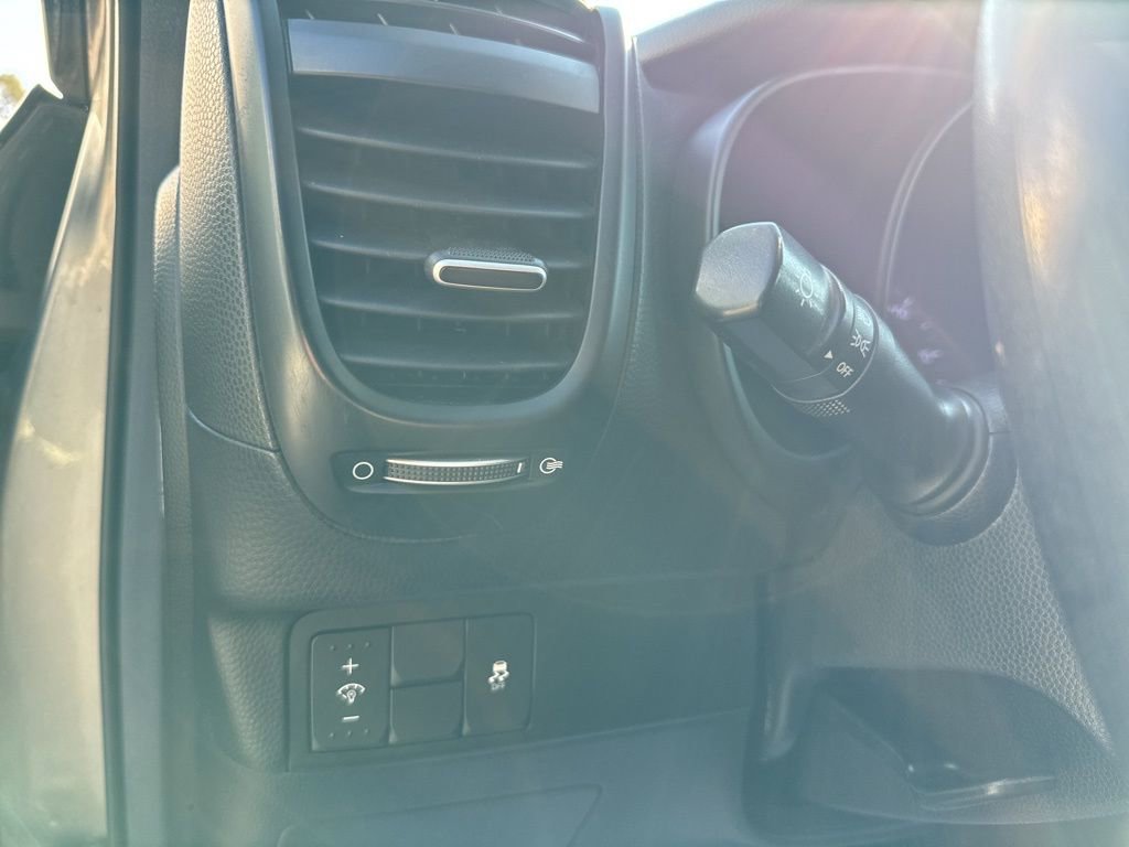 Used 2016 Kia Soul image 11