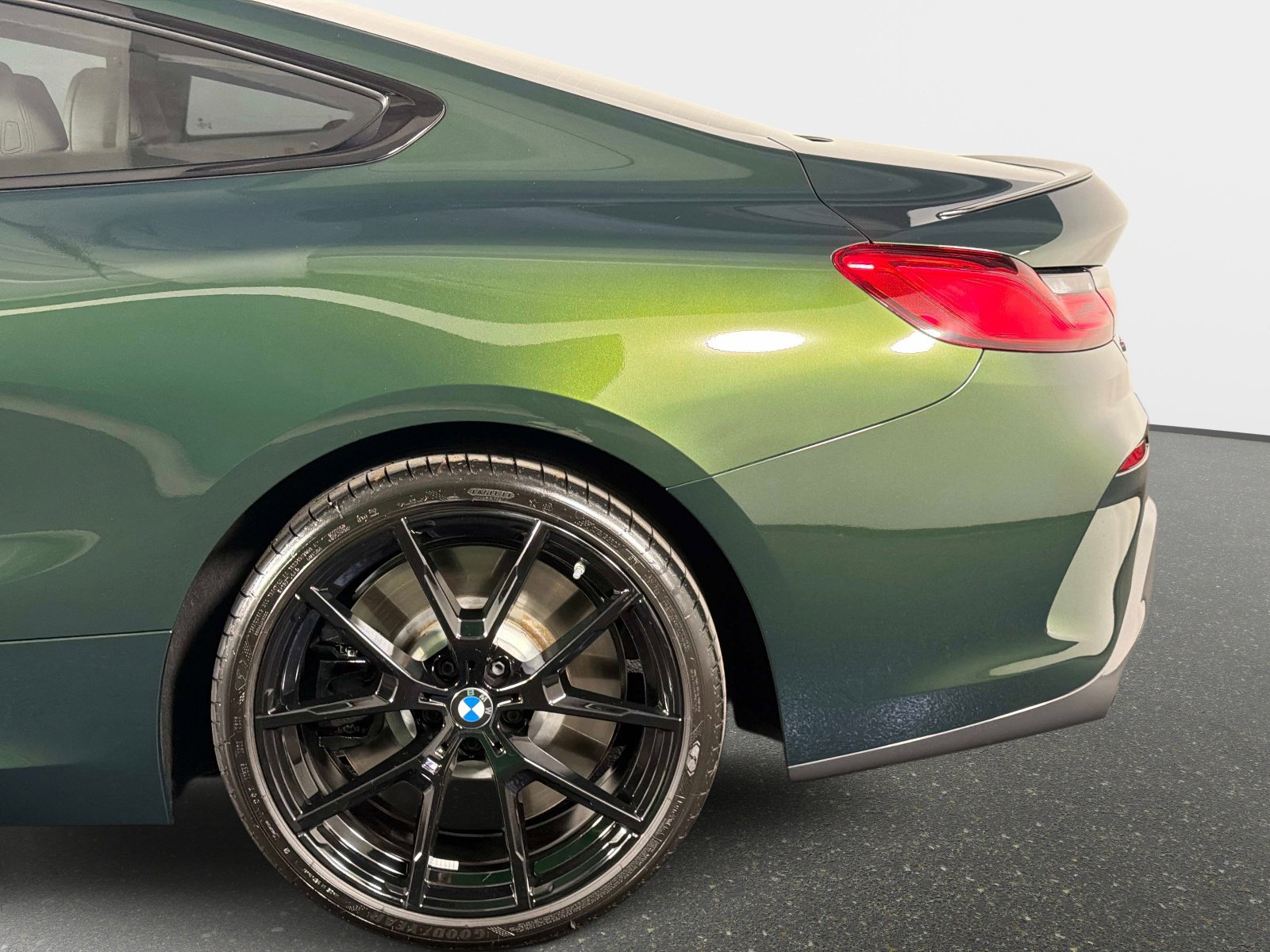 Used 2026 BMW M850i xDrive M850i xDrive Coupe image 15