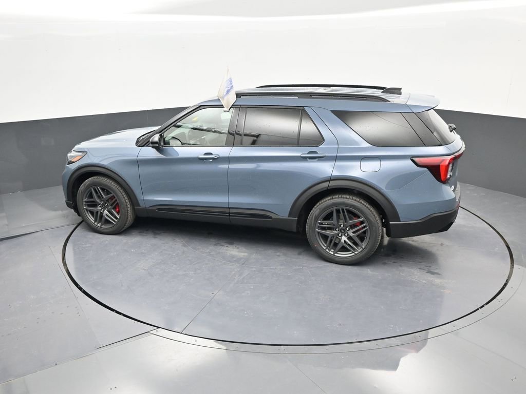 New 2026 Ford Explorer ST image 44