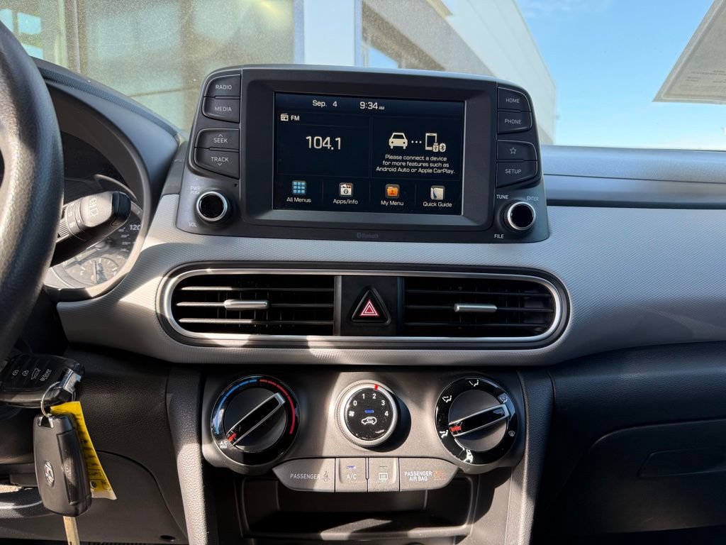 Used 2019 Hyundai Kona SE FWD image 24