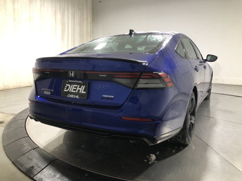 Used 2023 Honda Accord Sport image 7