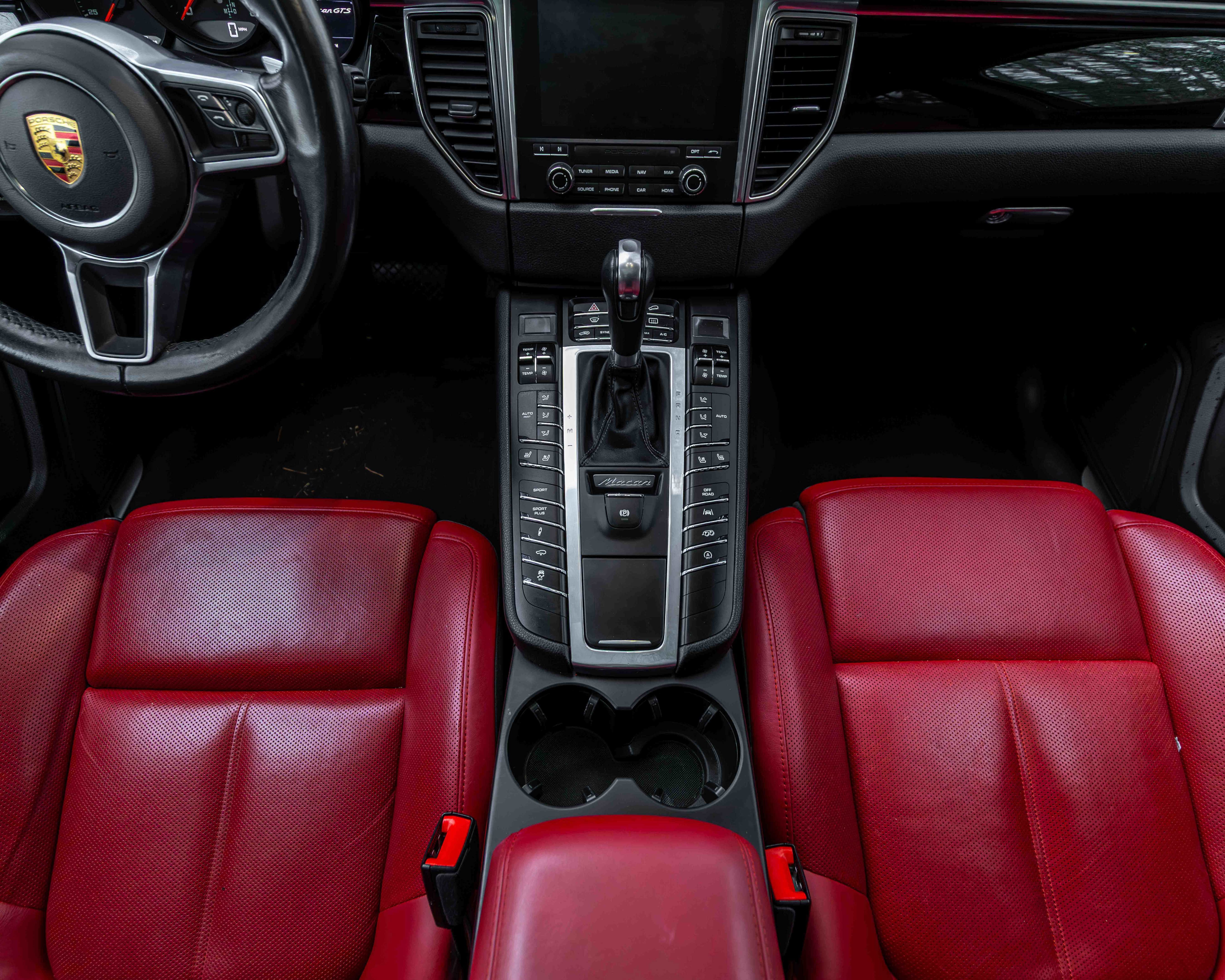 Used 2017 Porsche Macan GTS image 61