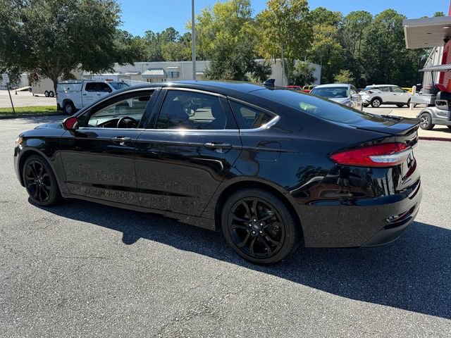 Used 2019 Ford Fusion SE w/ Equipment Group 151A image 3