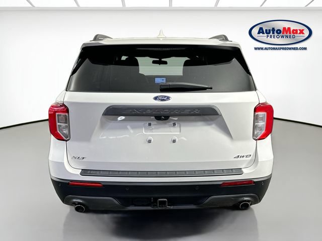 Used 2023 Ford Explorer XLT w/ Equipment Group 202A AWD/4WD image 8