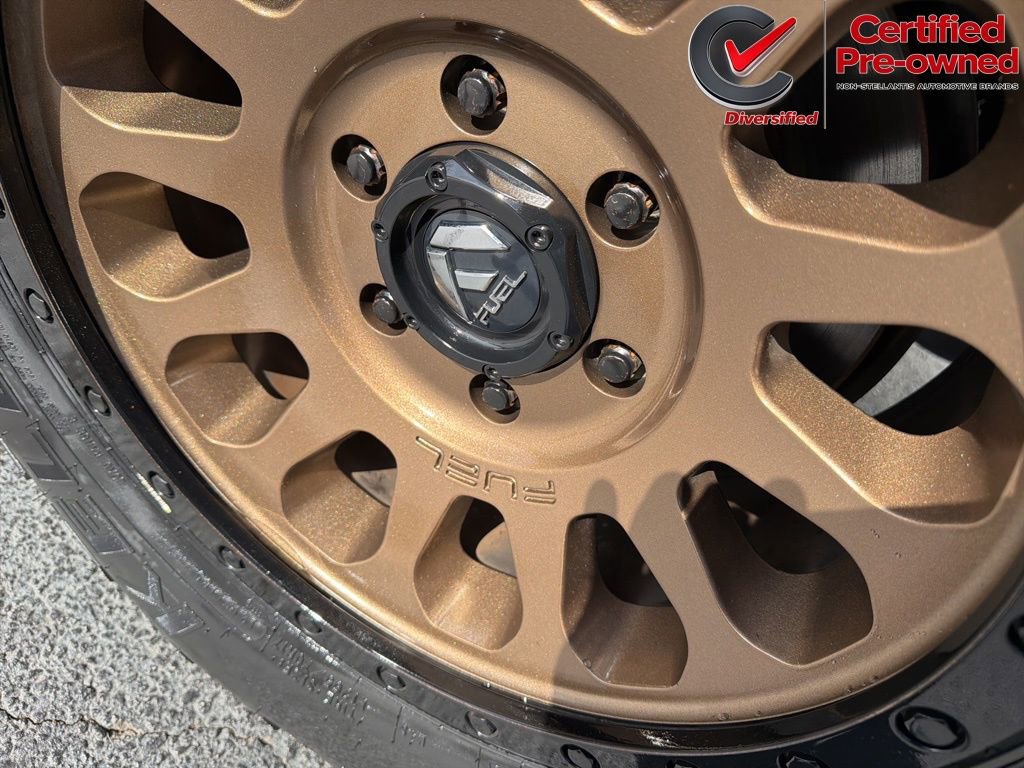 Used 2020 Toyota Tacoma TRD Off-Road AWD/4WD image 23