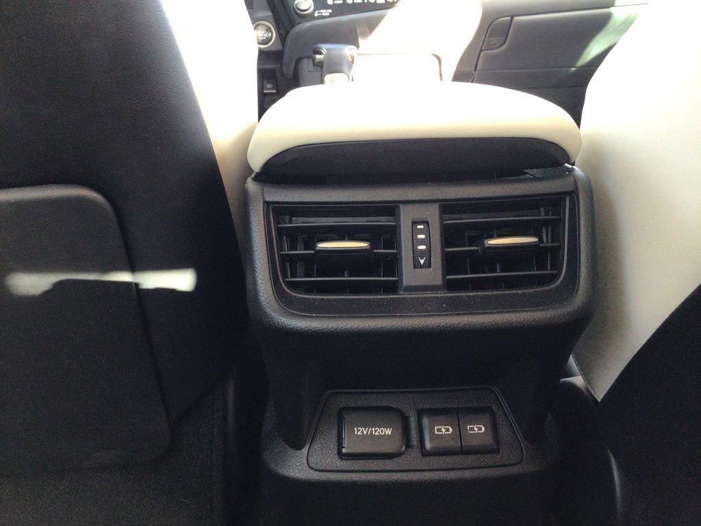 Used 2023 Lexus ES 350 w/ Luxury Package image 8