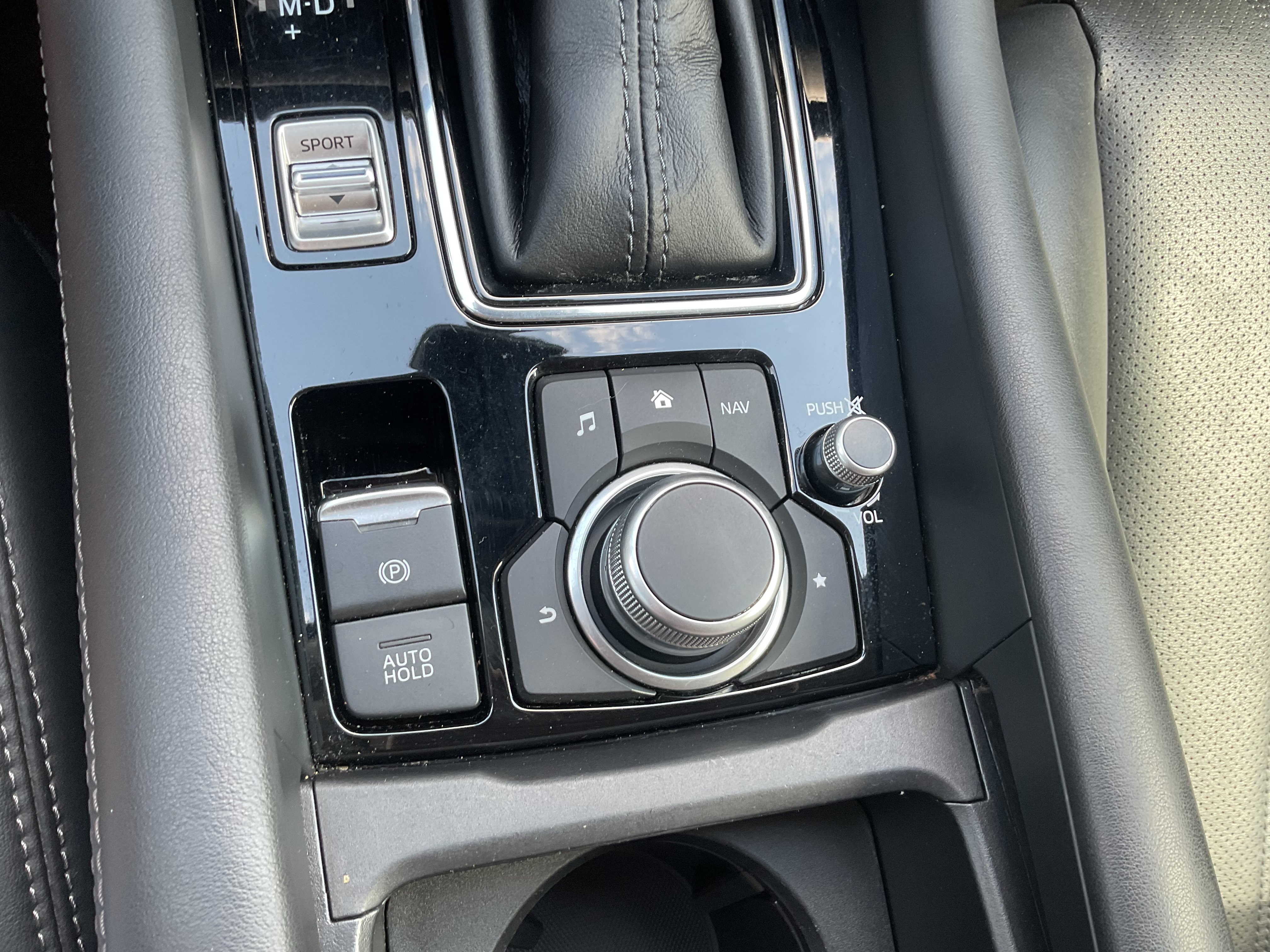 Used 2018 MAZDA MAZDA6 Touring FWD image 19