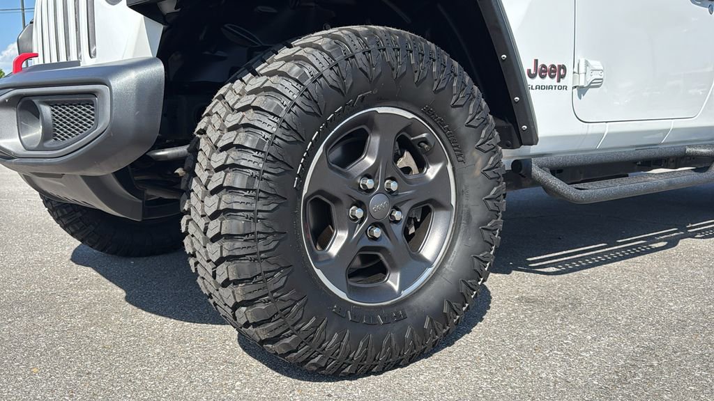 Used 2022 Jeep Gladiator Rubicon w/ LED Lighting Group AWD/4WD image 10
