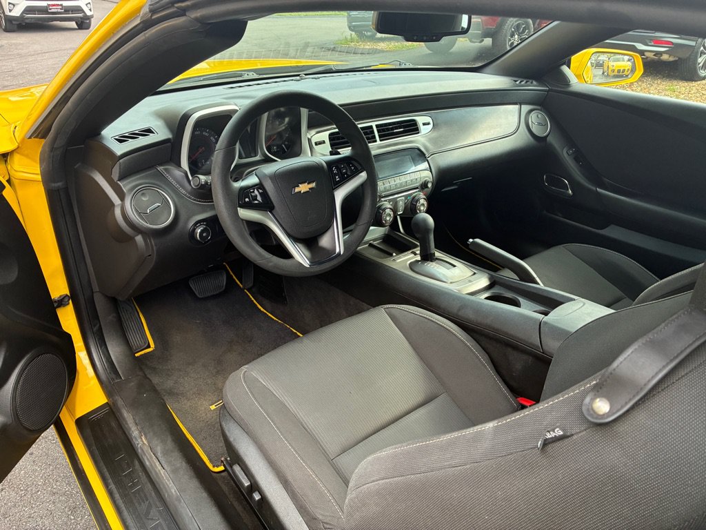 Used 2012 Chevrolet Camaro LT RWD image 20
