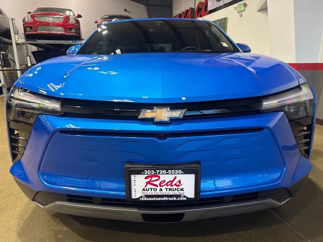 Used 2024 Chevrolet Blazer EV LT AWD/4WD image 52