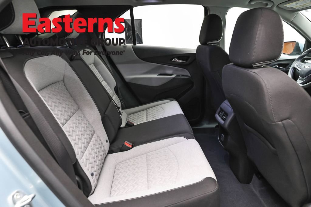 Used 2022 Chevrolet Equinox LT FWD image 22