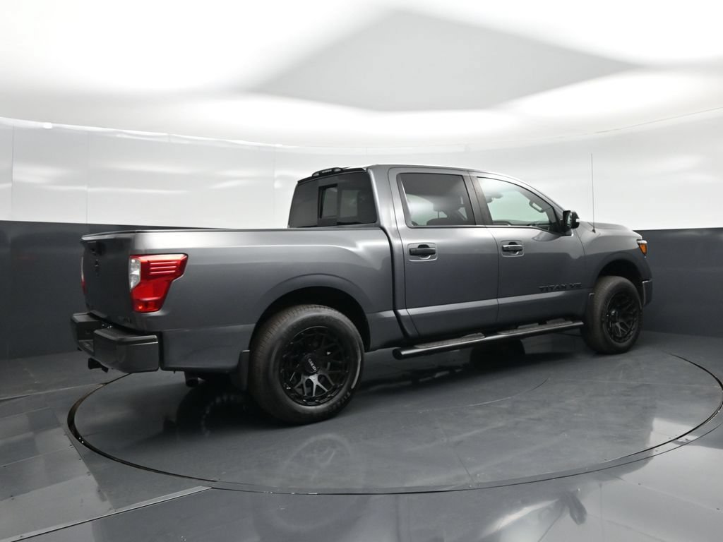 Used 2019 Nissan Titan SV w/ SV Convenience Package RWD image 27