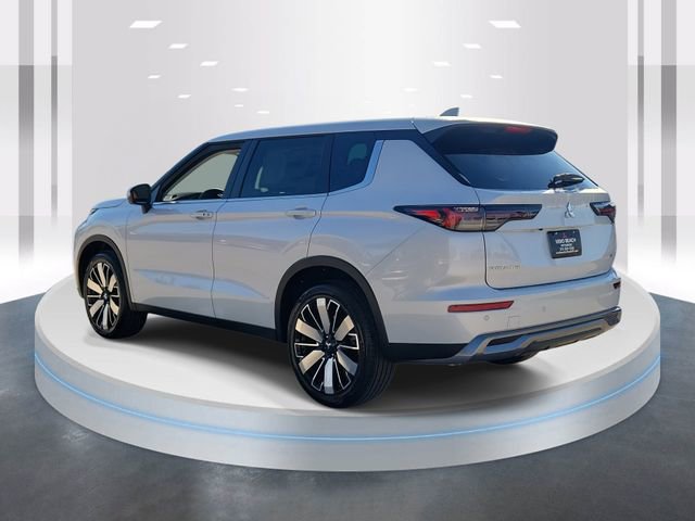 New 2026 Mitsubishi Outlander SE FWD image 4