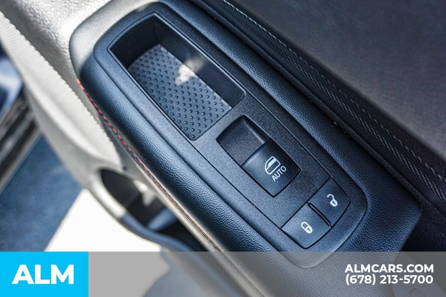 Used 2025 Dodge Durango GT RWD image 55