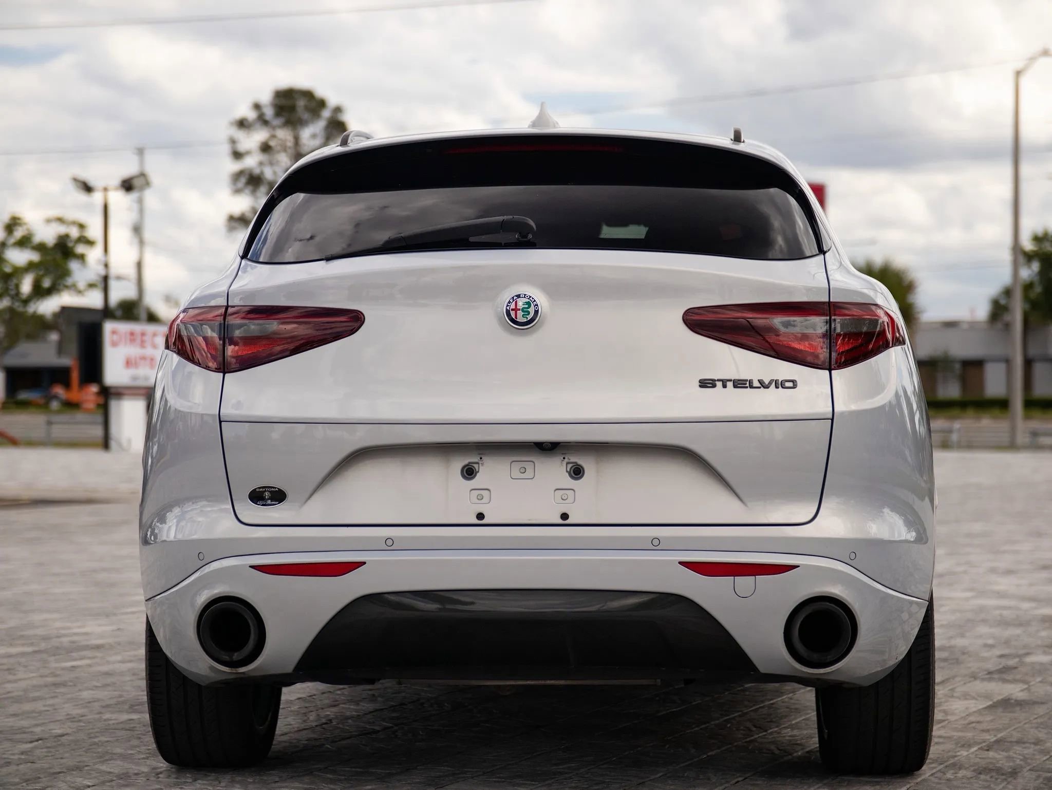 Used 2020 Alfa Romeo Stelvio Sport w/ Quick Order Package 22K Sport RWD image 11