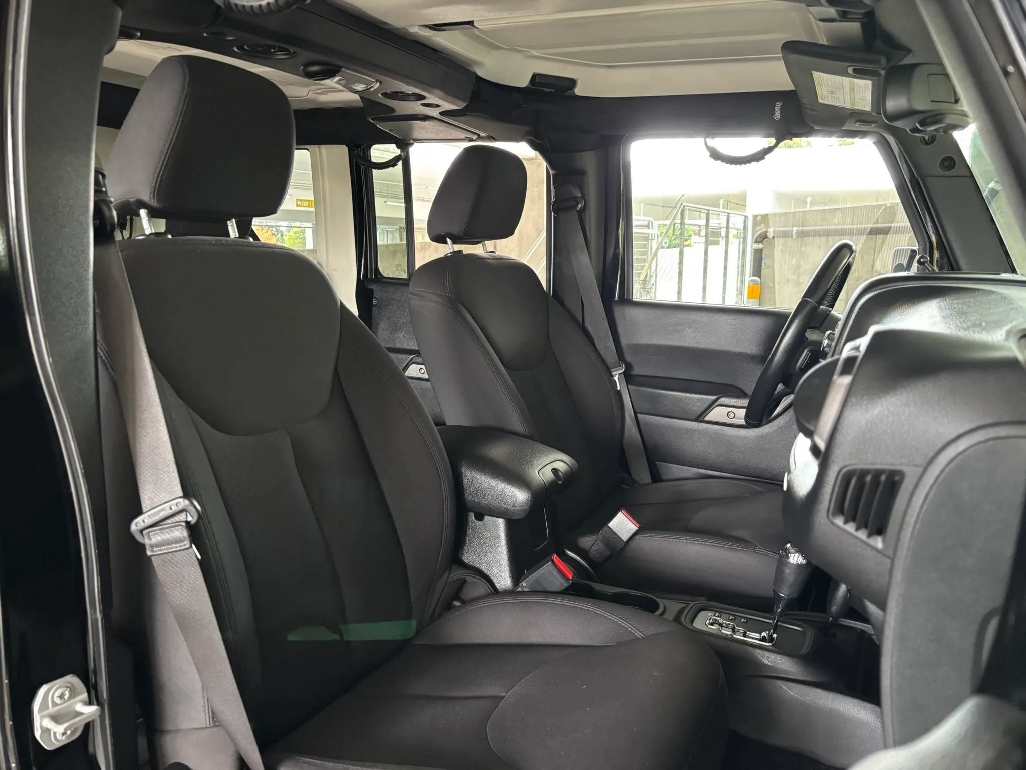 Used 2015 Jeep Wrangler Unlimited Sport AWD/4WD image 24