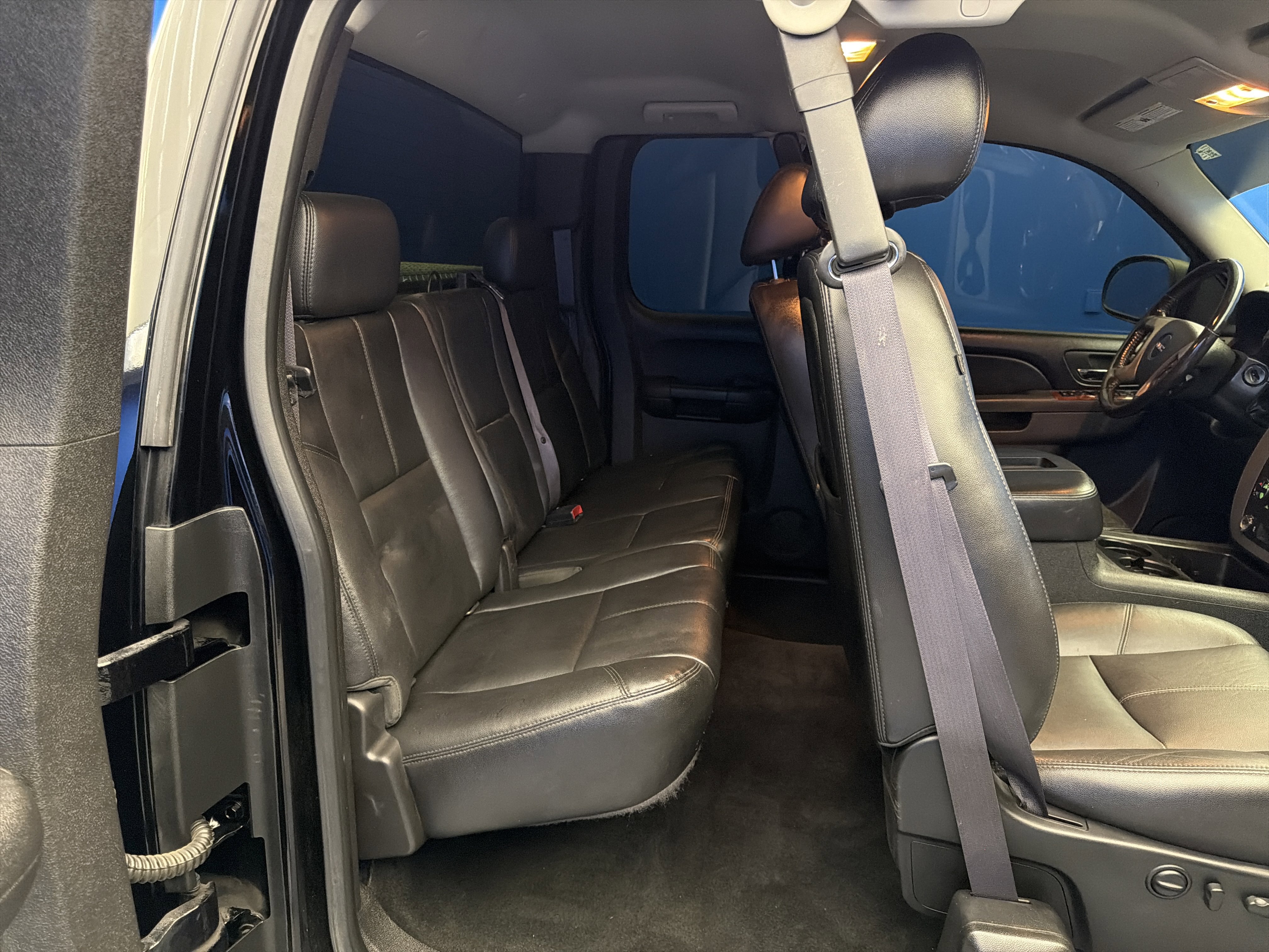 Used 2012 GMC Sierra 1500 SLT w/ Suspension Package, Off-Road image 22