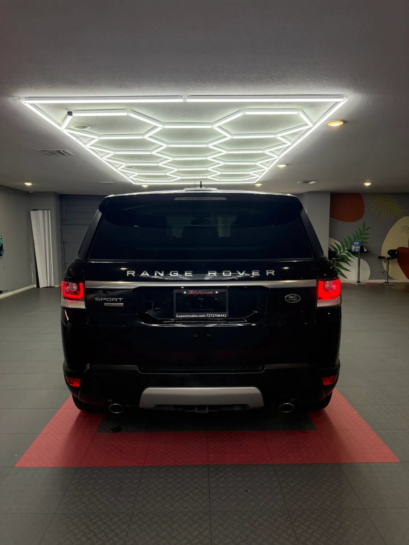 Used 2015 Land Rover Range Rover Sport Supercharged AWD/4WD image 5