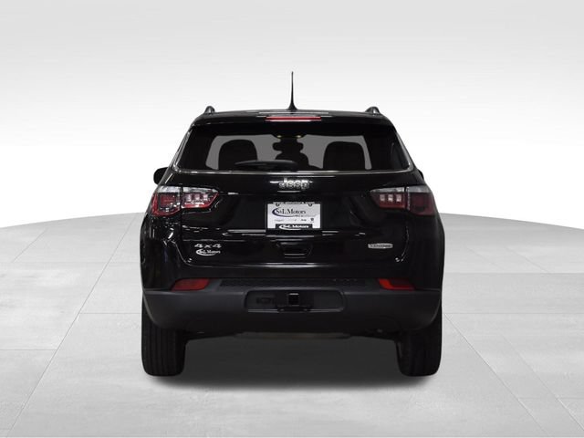 Used 2019 Jeep Compass Latitude w/ Cold Weather Group AWD/4WD image 13