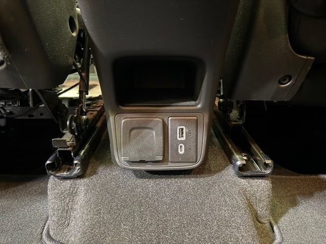 Used 2022 Chevrolet TrailBlazer RS w/ Sun and Liftgate Package AWD/4WD image 24