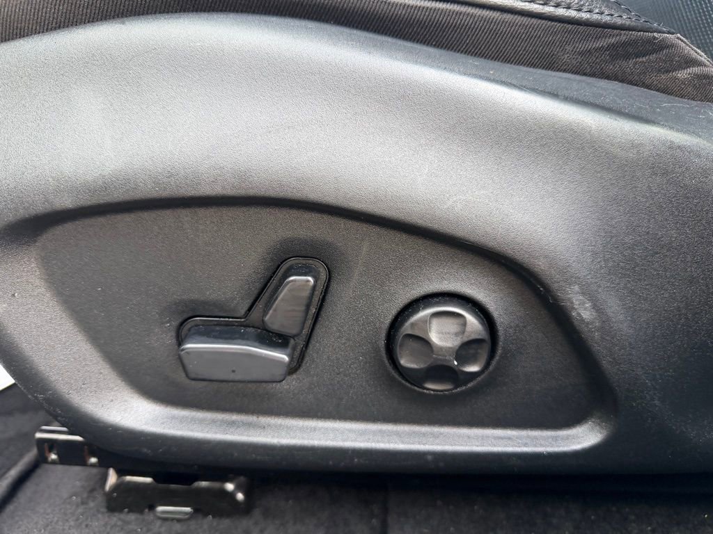 Used 2020 Jeep Compass Limited image 18