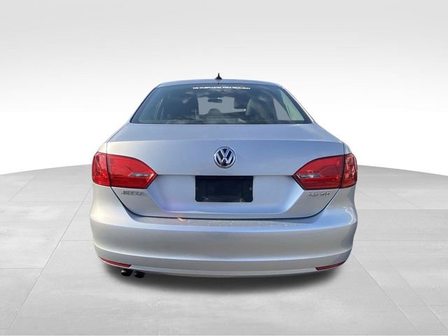 Used 2012 Volkswagen Jetta SE FWD image 8