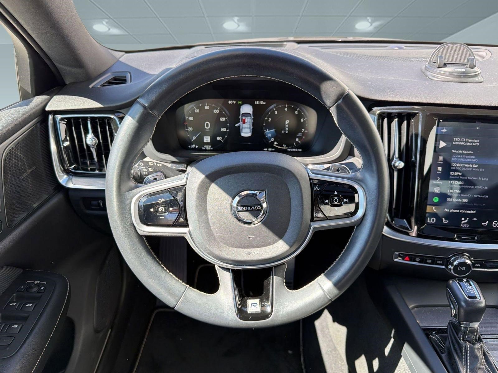 Used 2019 Volvo S60 T5 R-Design image 26