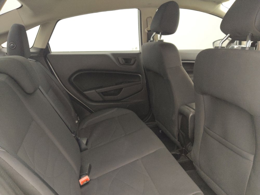 Used 2019 Ford Fiesta SE FWD image 19