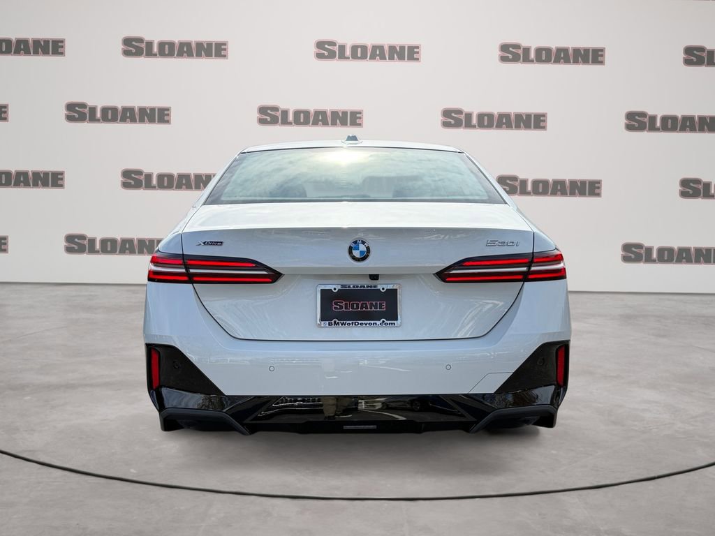 Certified 2026 BMW 530i xDrive w/ M Sport Package image 4