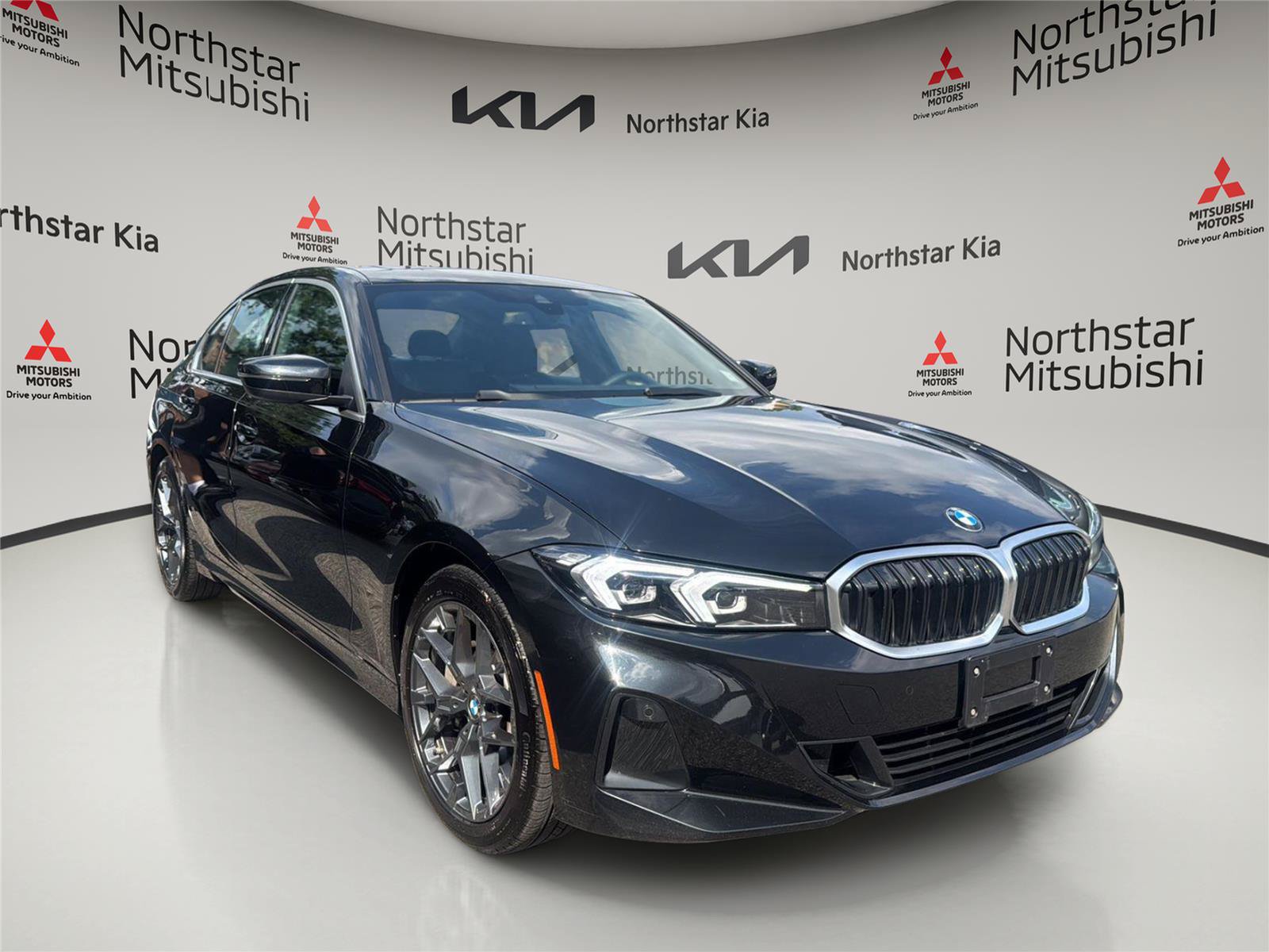 Used 2026 BMW 330i xDrive Sedan AWD/4WD image 8